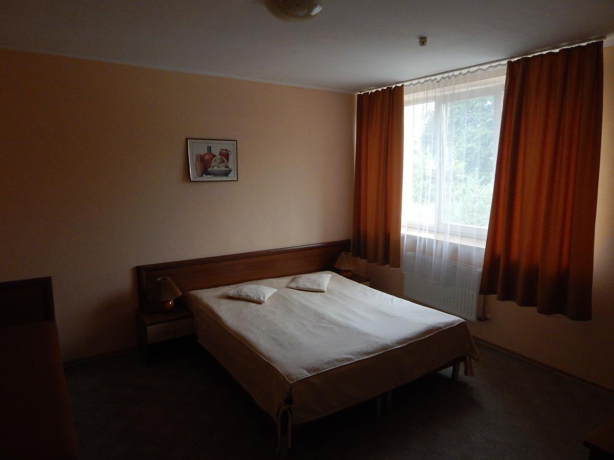 Karpaty Viking Motel Nizhneye Sinevidnoye Exterior photo